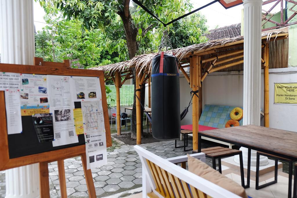 Hoz Bed & Breakfast Yogyakarta Ngoại thất bức ảnh
