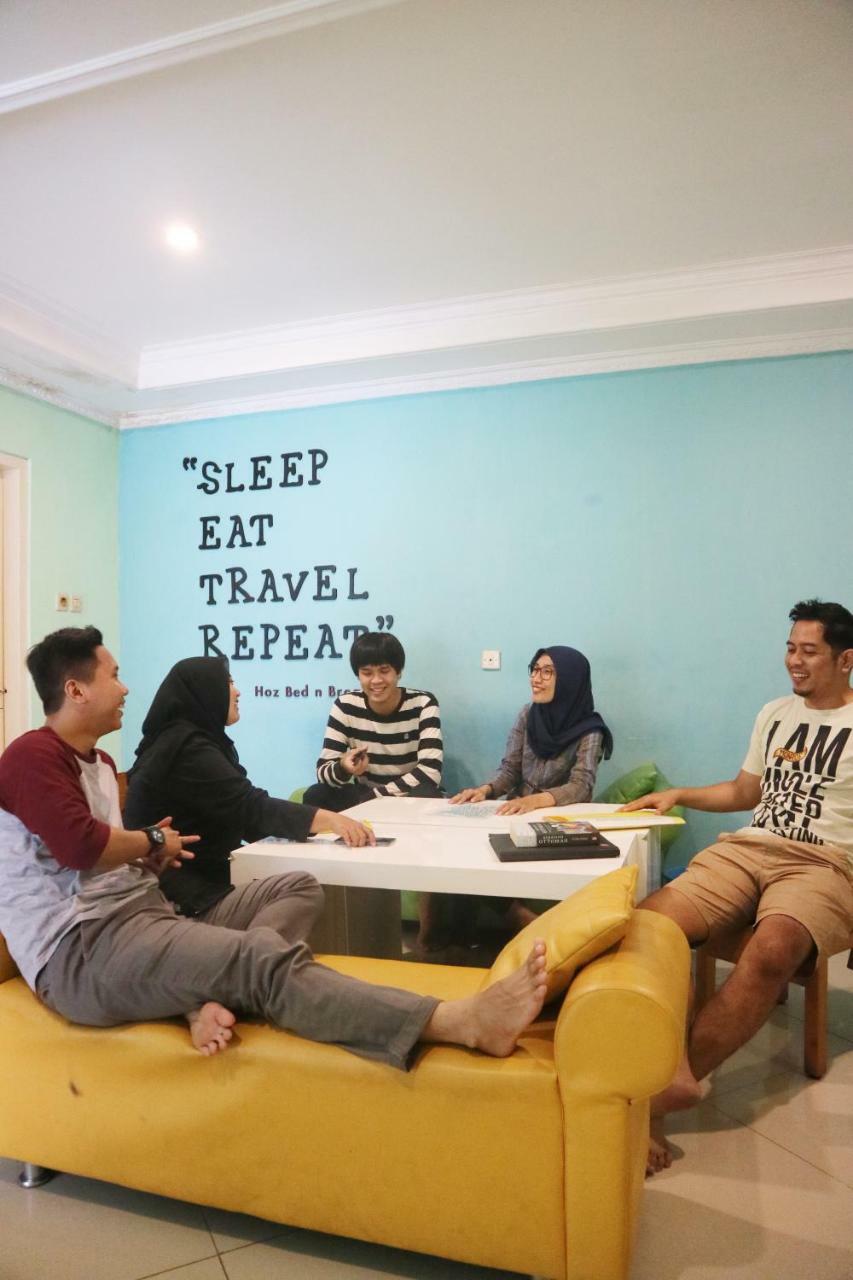 Hoz Bed & Breakfast Yogyakarta Ngoại thất bức ảnh