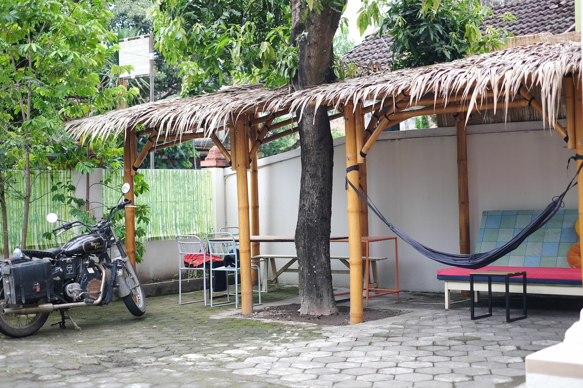 Hoz Bed & Breakfast Yogyakarta Ngoại thất bức ảnh